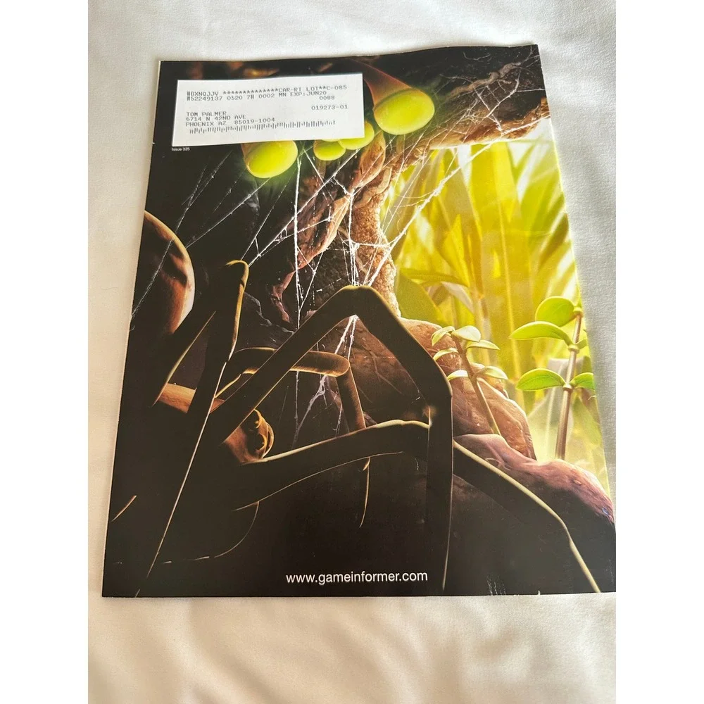 Game Informer Magazine Issue #325 Grounded Cover June 2020 Obsidian Ent